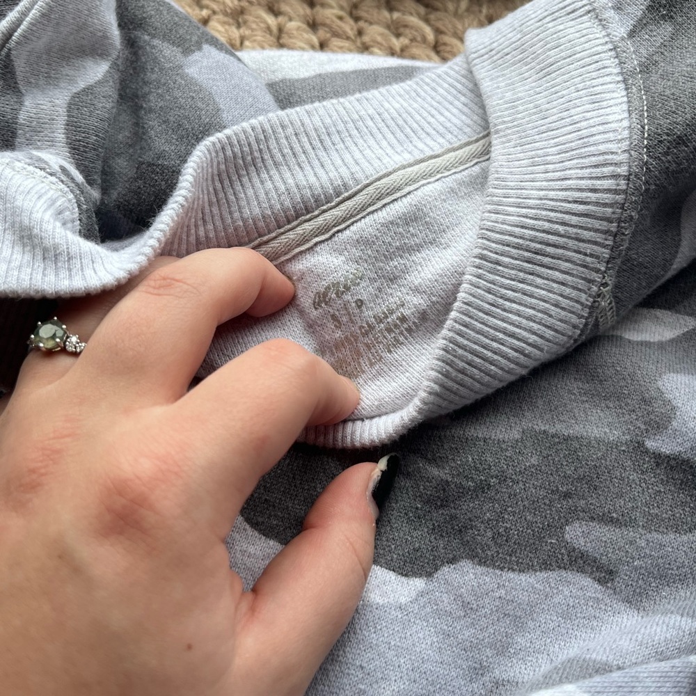 aerie crewneck top